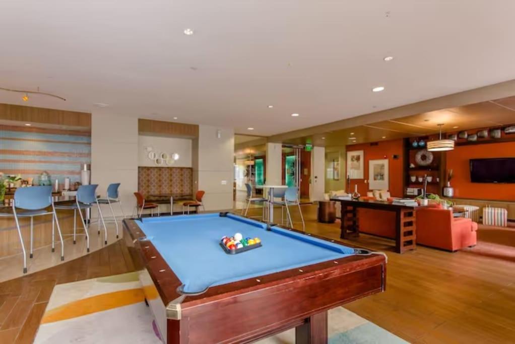 Chic 1Br Near Nrg With Pool Wifi Freeparking Apartment Houston Exterior foto