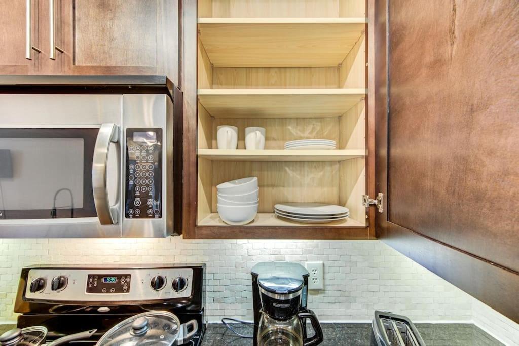 Chic 1Br Near Nrg With Pool Wifi Freeparking Apartment Houston Exterior foto