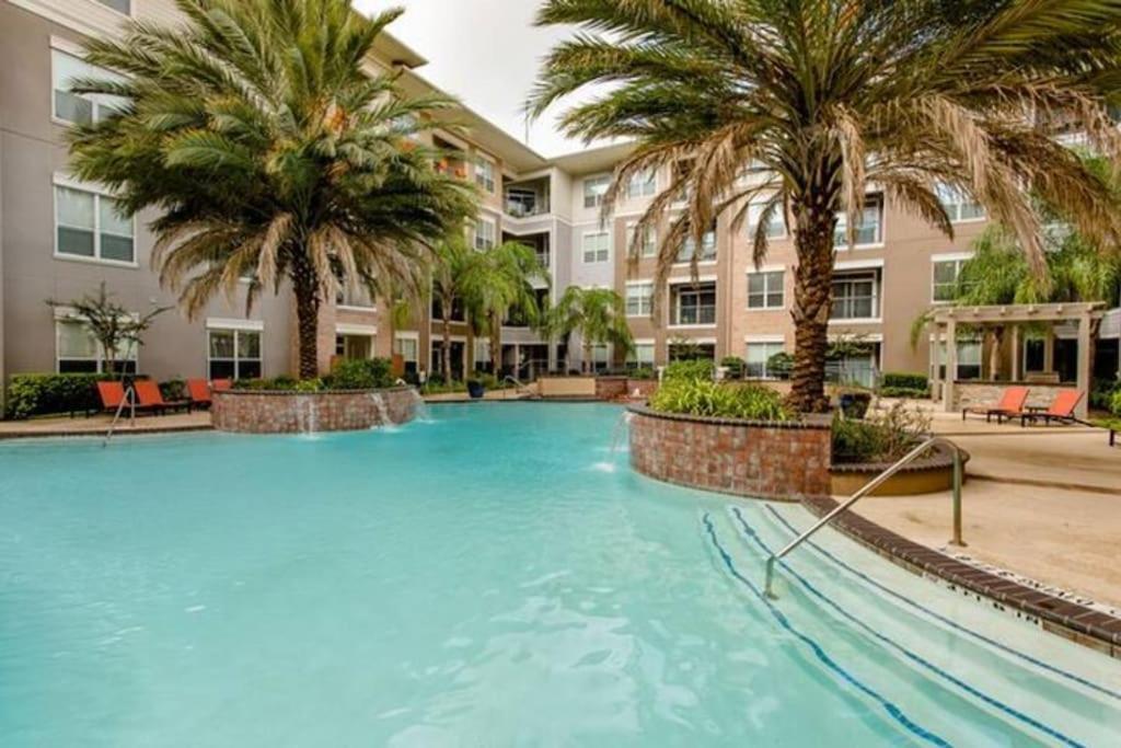 Chic 1Br Near Nrg With Pool Wifi Freeparking Apartment Houston Exterior foto